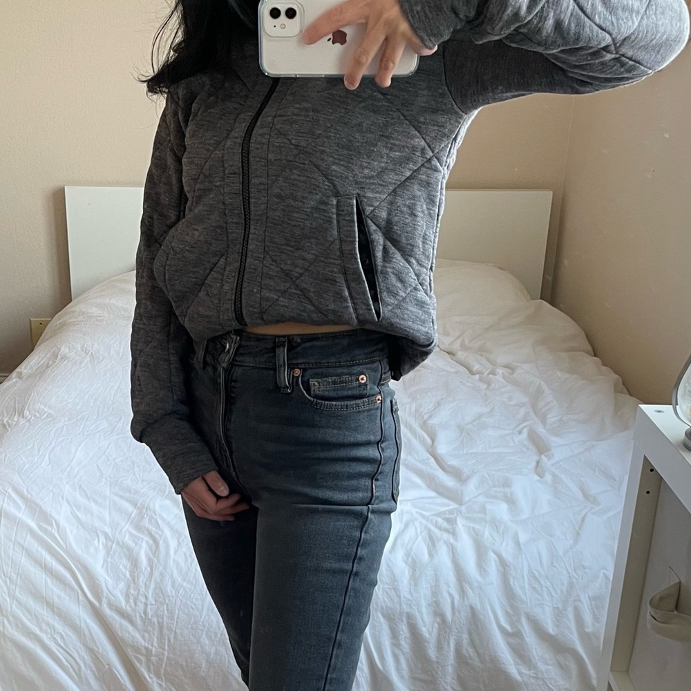 Lululemon reversible bomber size small